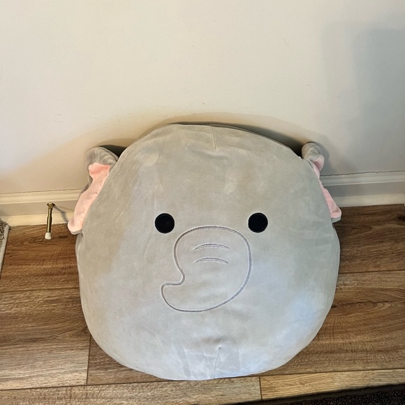 Squishmallow “16” Ella the Elephant - Picture 14 of 14